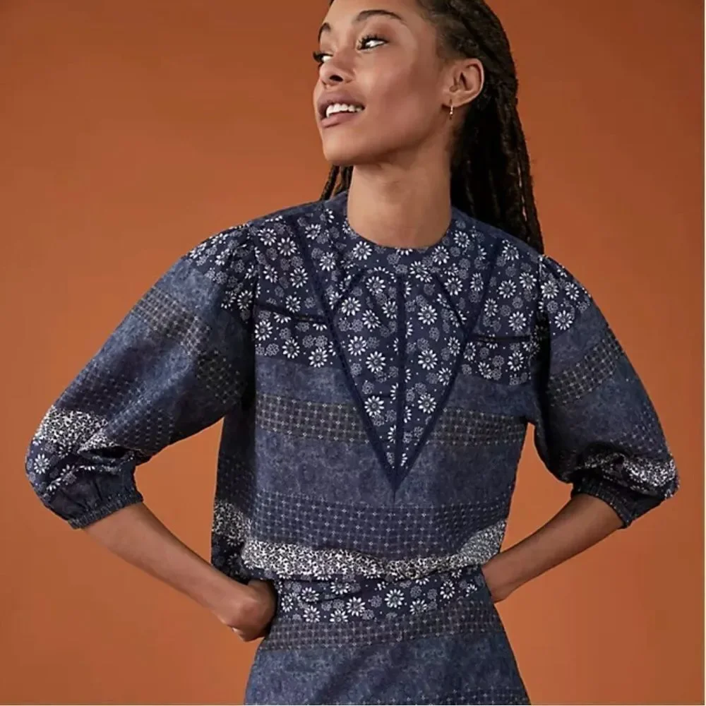 Anthropologie Eryn Boho Floral Blouse saison de la fleur Blue Cotton Top Small